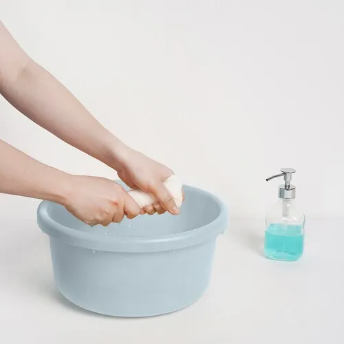 3-piece bucket set with lid (image 2 of 3)