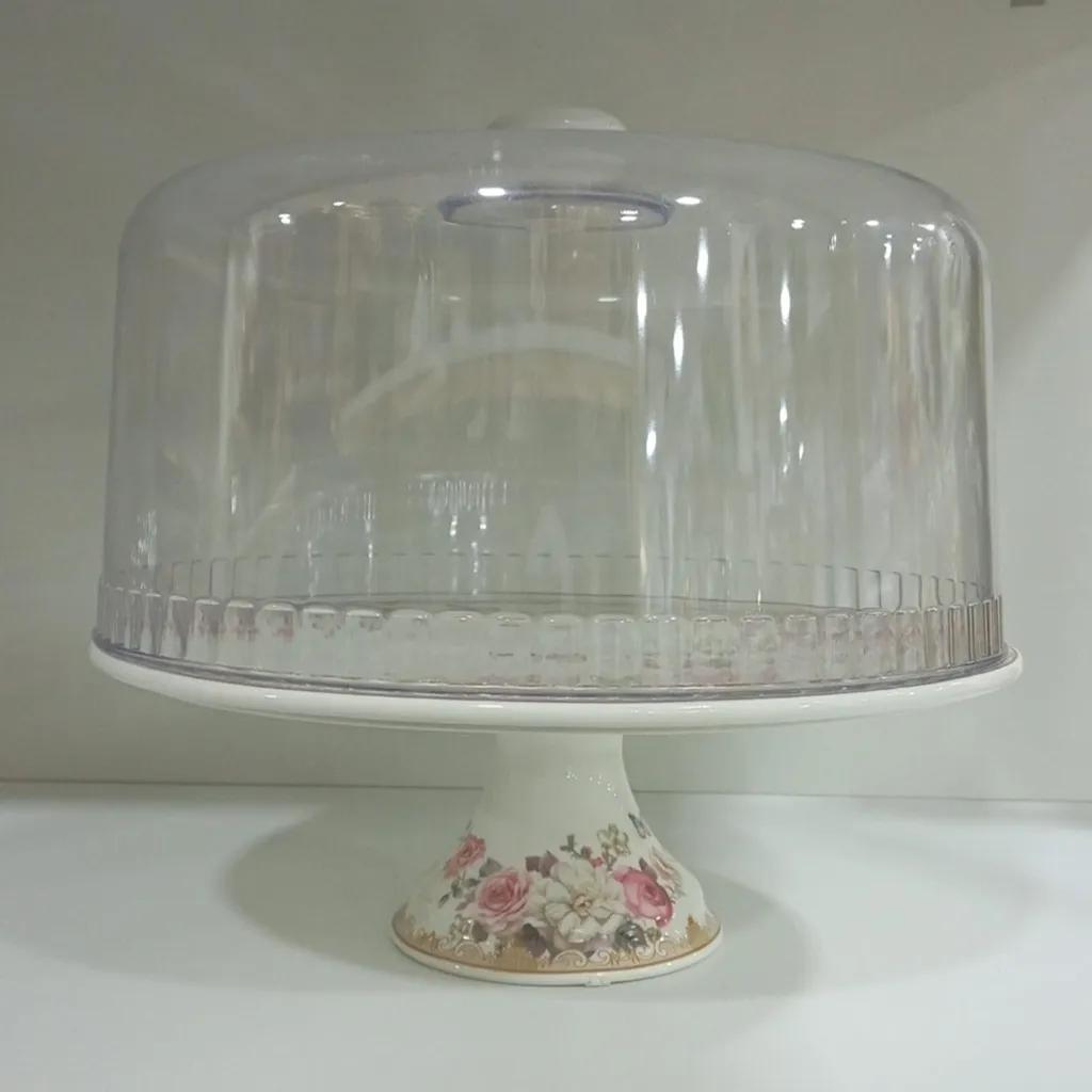 Ceramic cake pedestal with acrylic dome cover