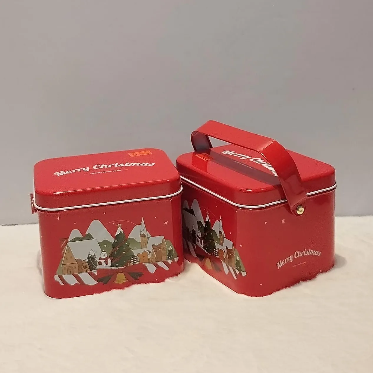 Charming Christmas Cookie Tins