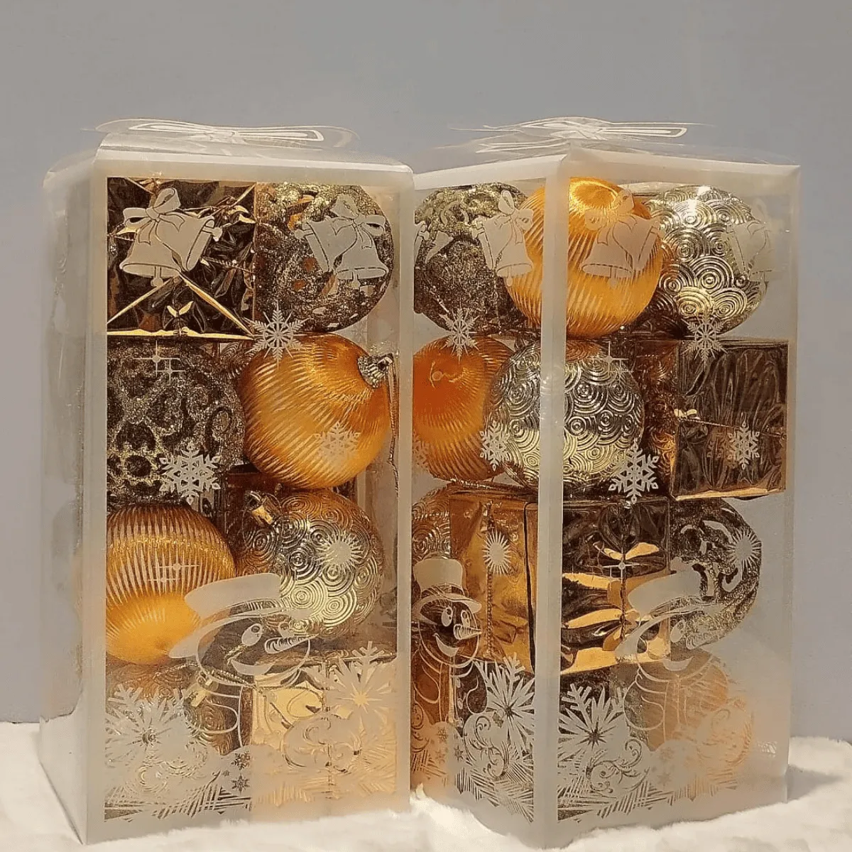 Classic Holiday Mixed Texture Baubles