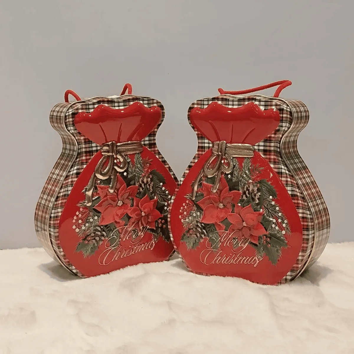 Decorative holiday tins
