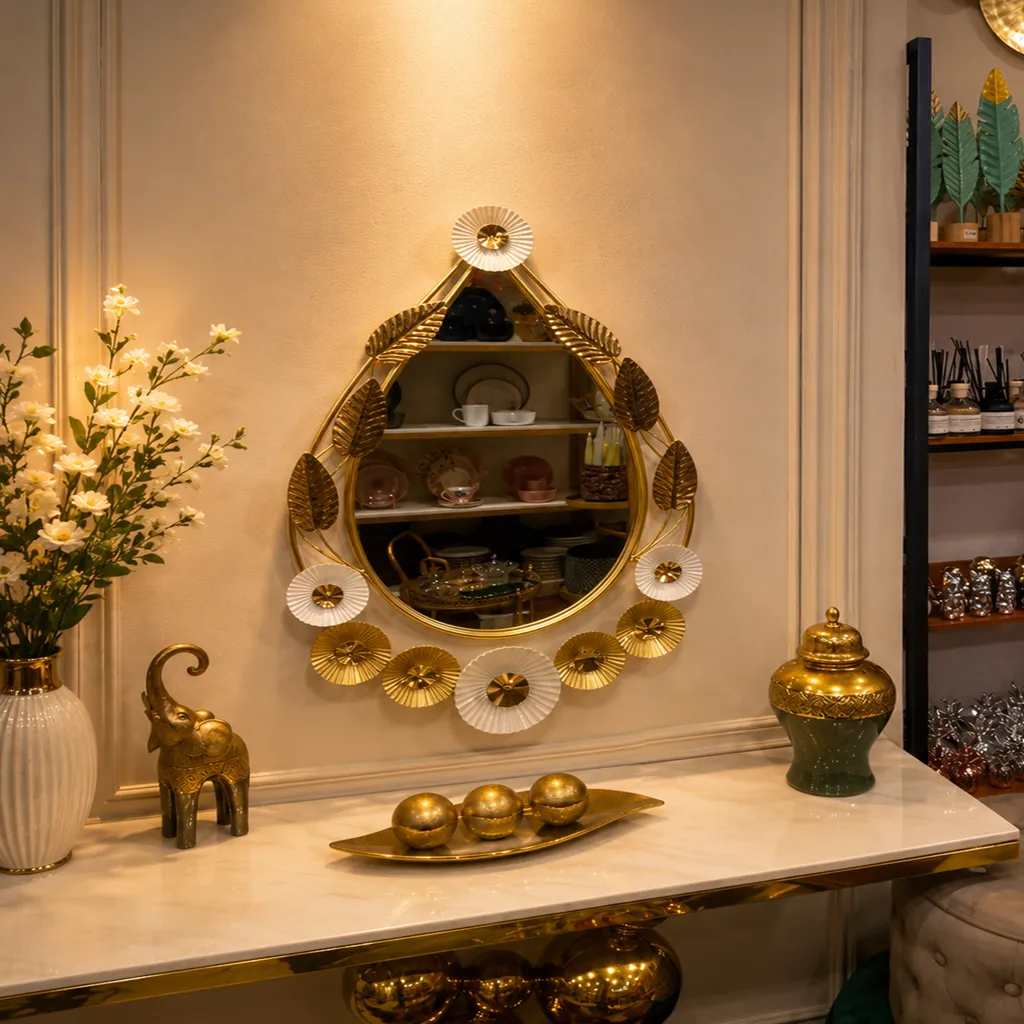 Elegant Gold Decorative Mirror – Artistic Wall Accent (image 2 of 2)