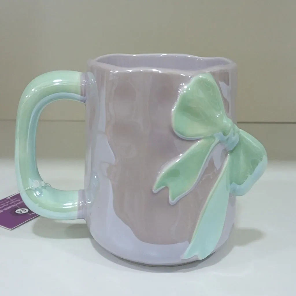 Elegant Pastel Bow Ceramic Mug (image 3 of 4)