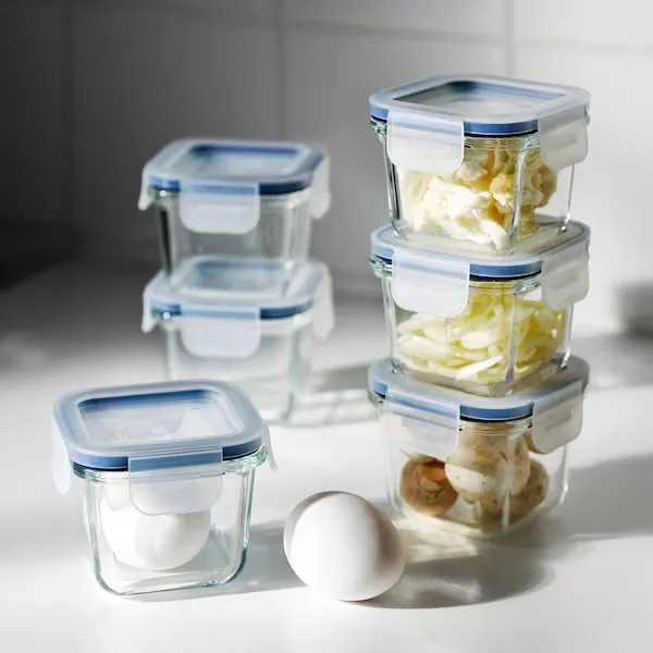Food container with lid (image 2 of 3)
