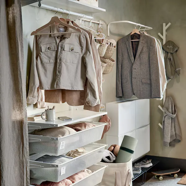 Hanger (image 3 of 3)