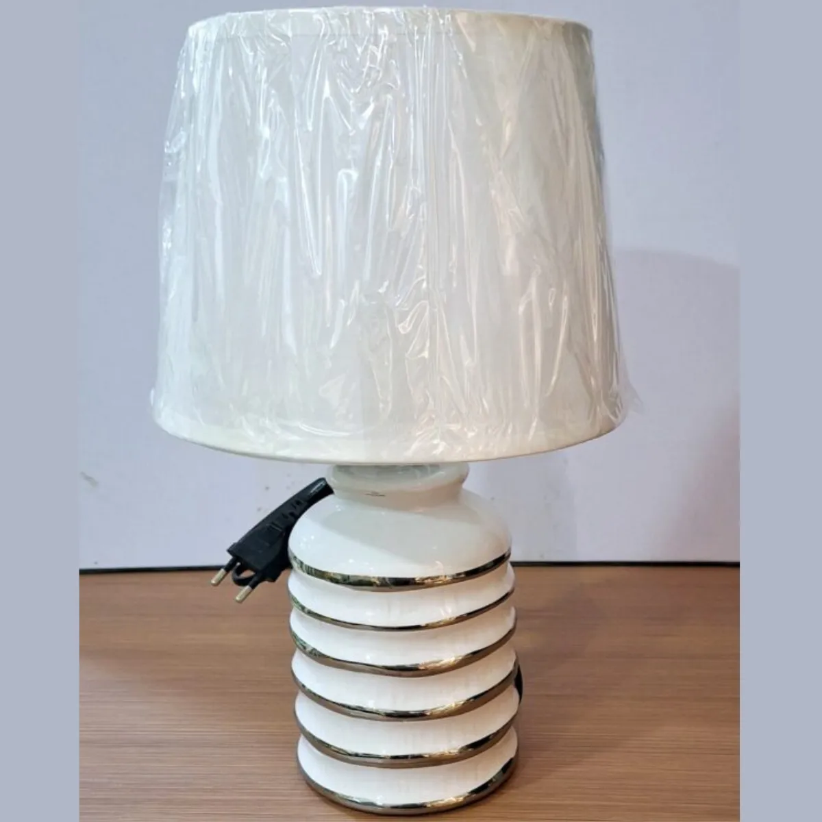 Lamp shade