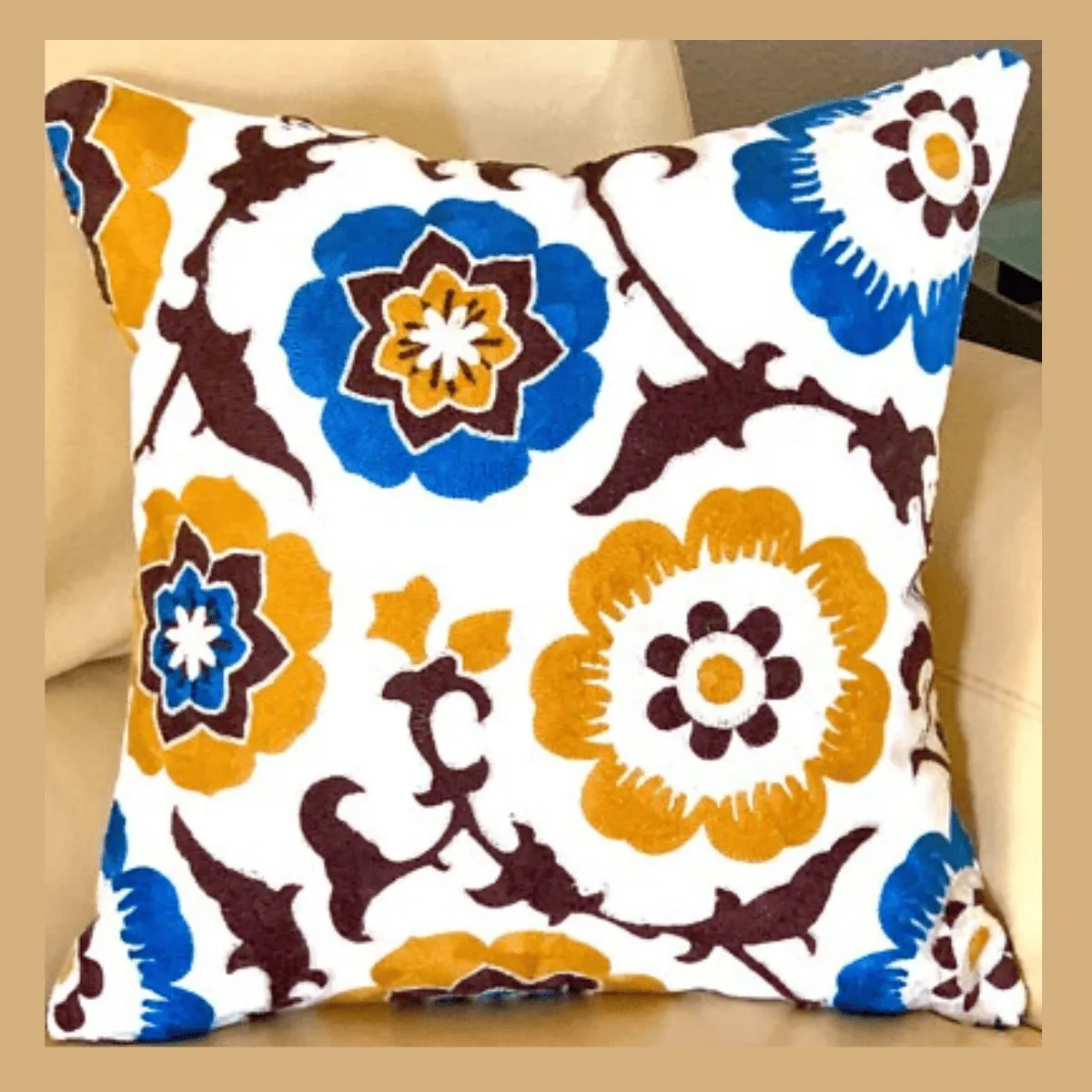 Mediterranean Floral Accent Cushion Cover