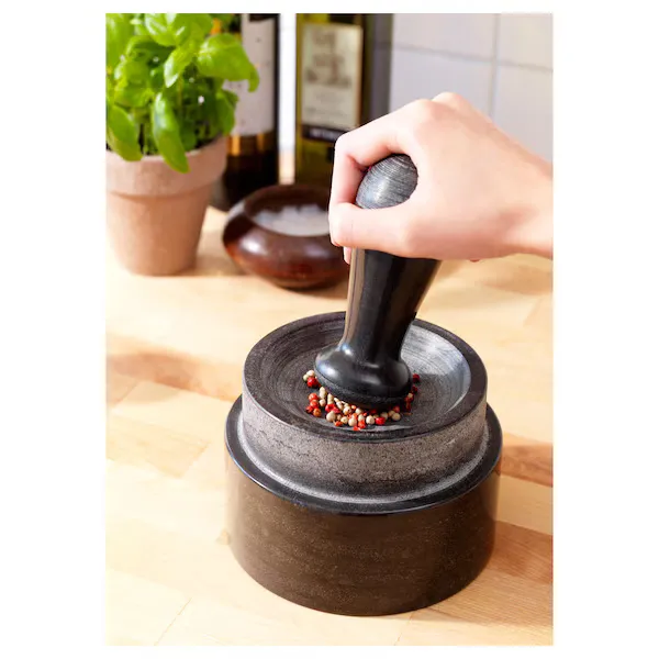 Pestle and mortar (image 2 of 3)