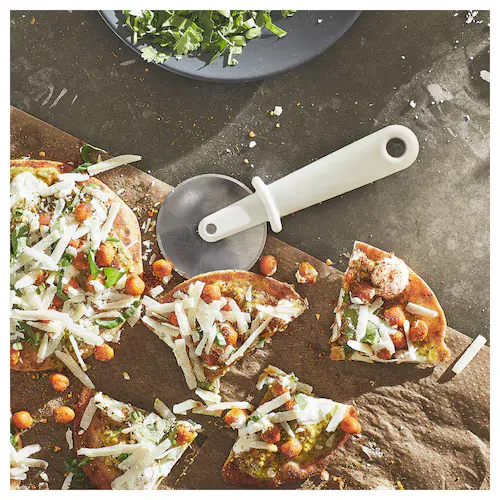 Pizza cutter (image 2 of 3)