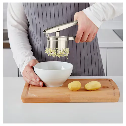 Potato press (image 2 of 4)