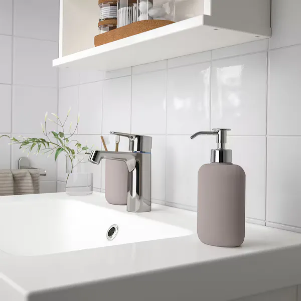 Toothbrush holder (image 3 of 3)