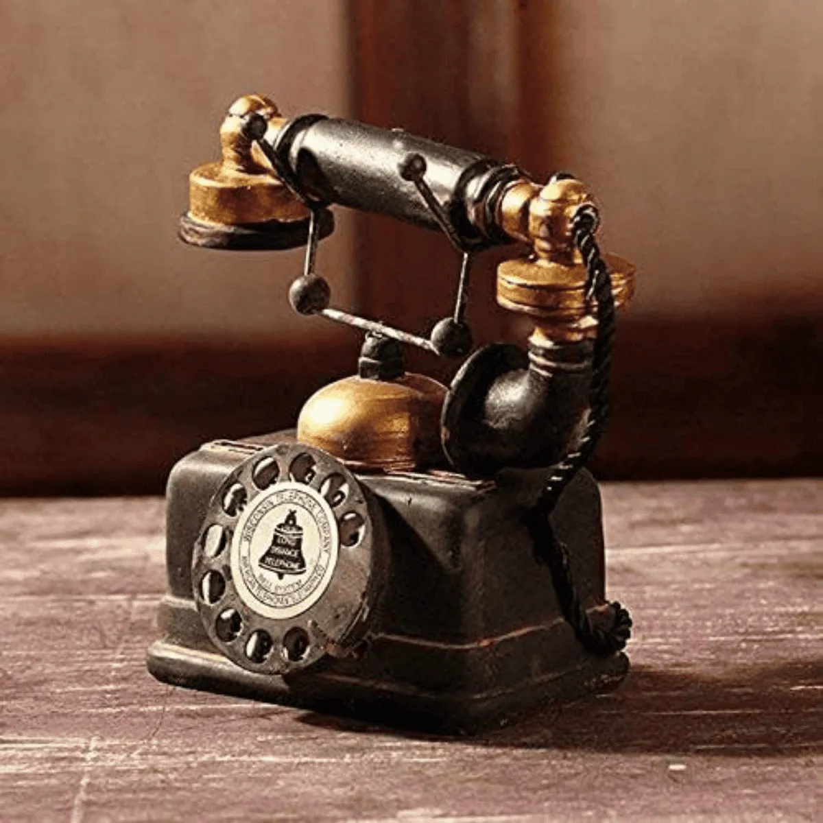 Vintage Style Artificial Telephone